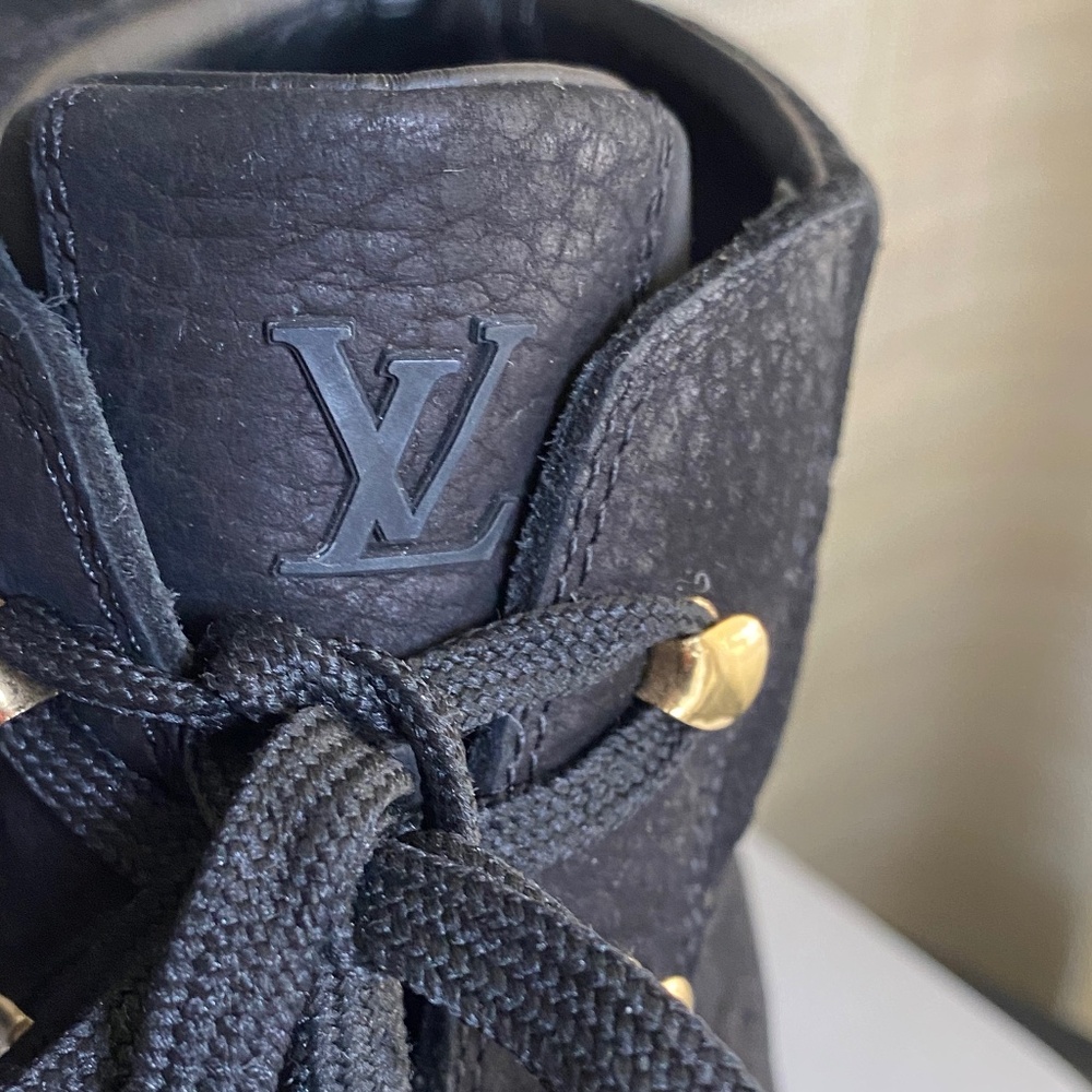 Louis Vuitton black monogram hi top rubber leather hi top fashion shoes wedges - Picture 4 of 11